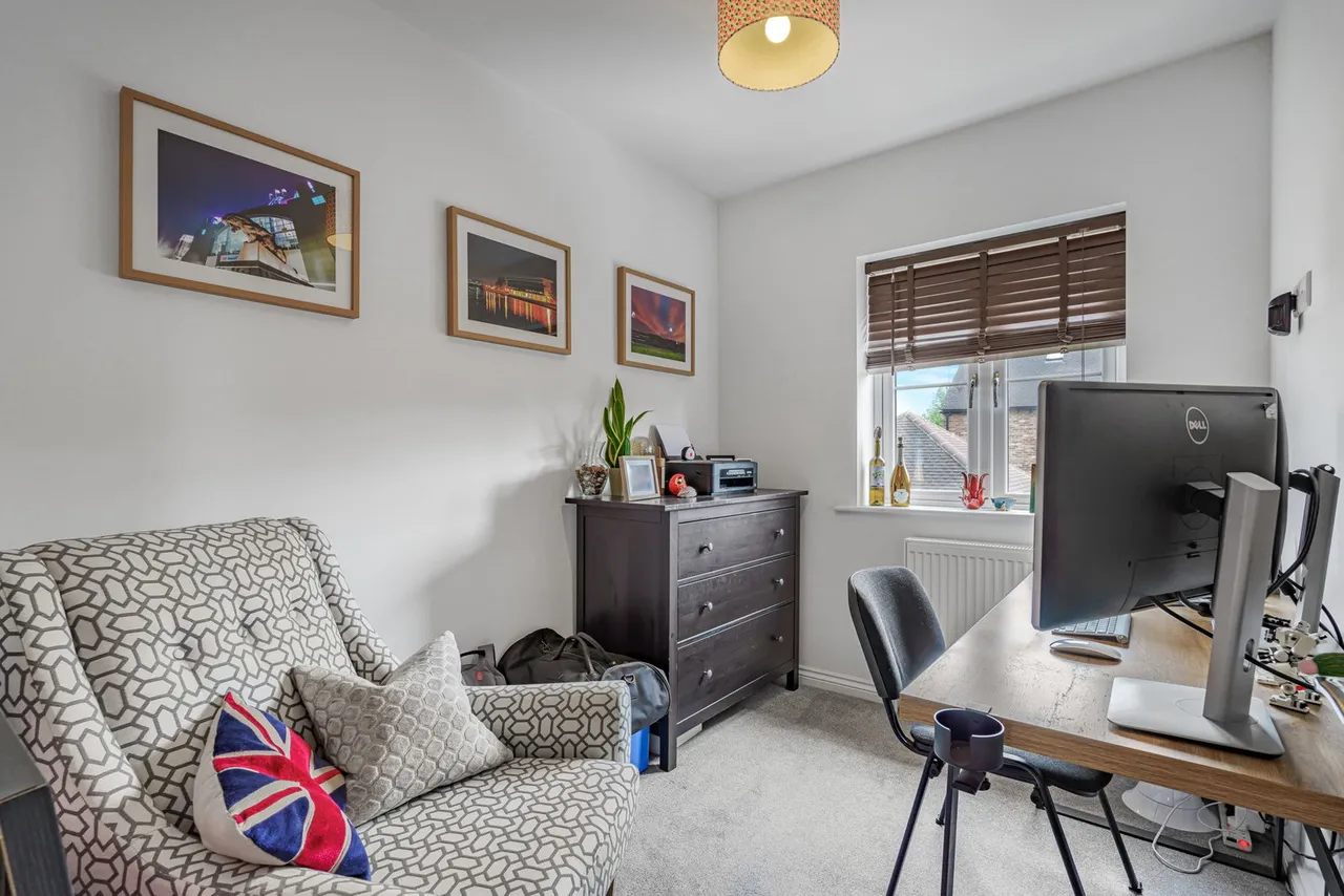 Hill View Close, Bishops Cleeve, GL52, photo 9