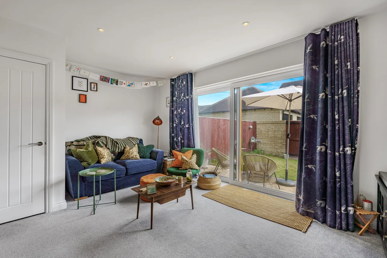 Hill View Close, Bishops Cleeve, GL52, photo 18