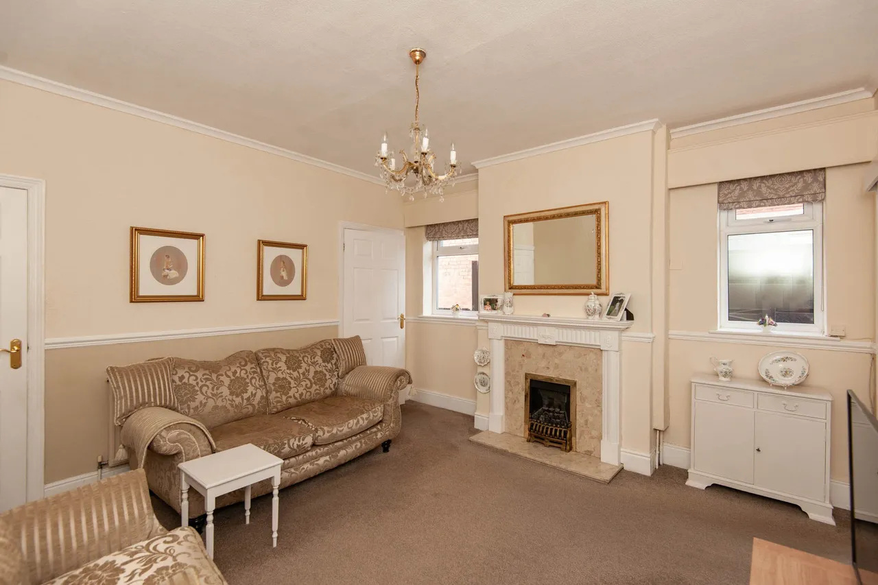 Chatsworth Road, Chesterfield, S40, photo 10