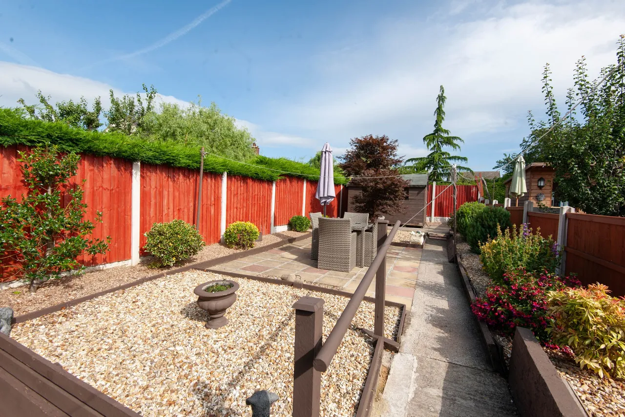 Chatsworth Road, Chesterfield, S40, photo 4
