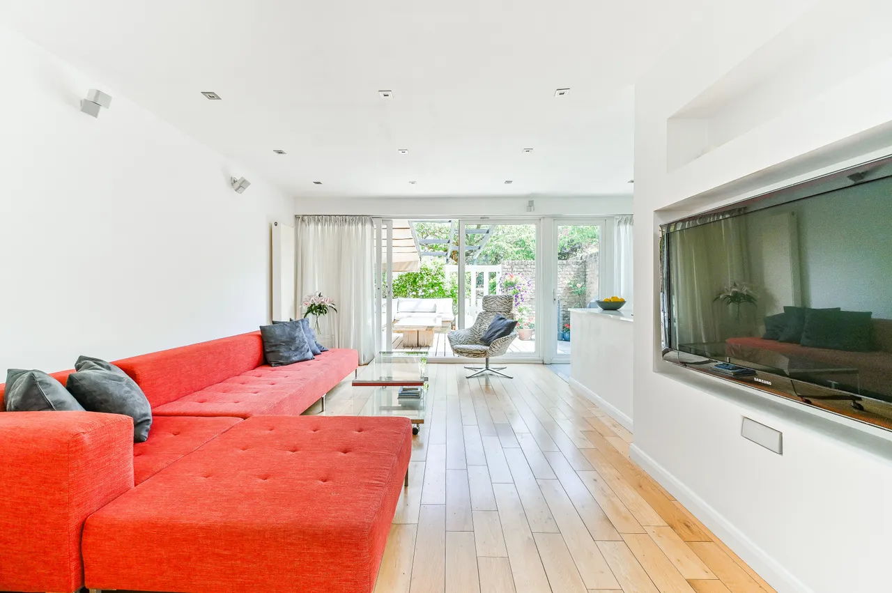 5 Caroline Close, Croydon, photo 4