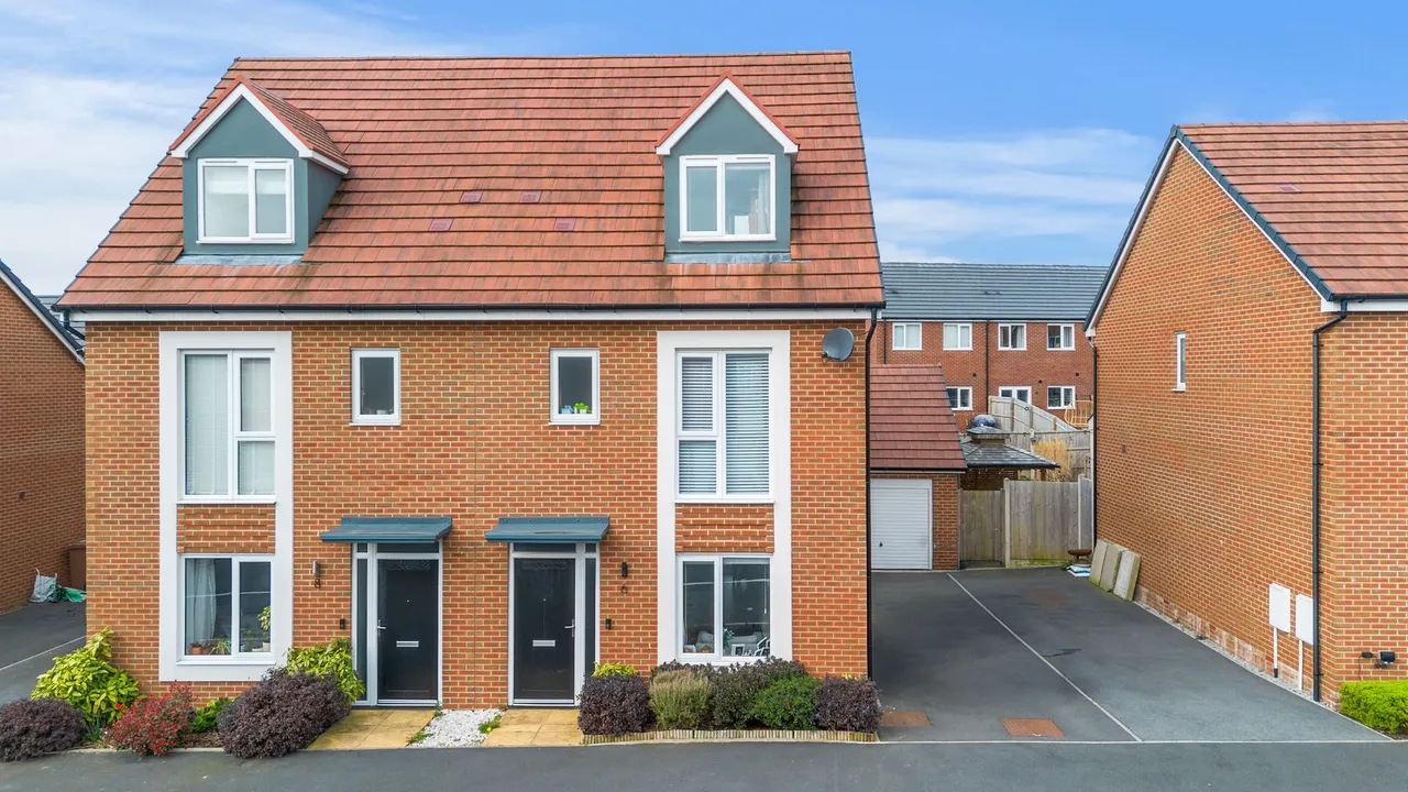4 bed house for sale — Peninsula Drive, Newton-Le-Willows, Newton-Le-Willows, WA12 8AP
