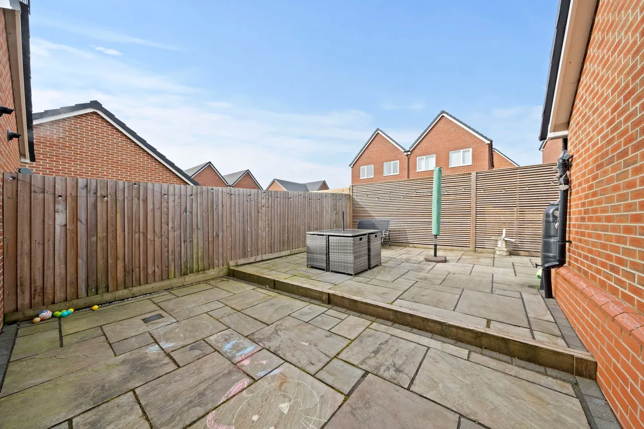 Peninsula Drive, Newton-Le-Willows, Newton-Le-Willows, WA12 8AP, photo 24