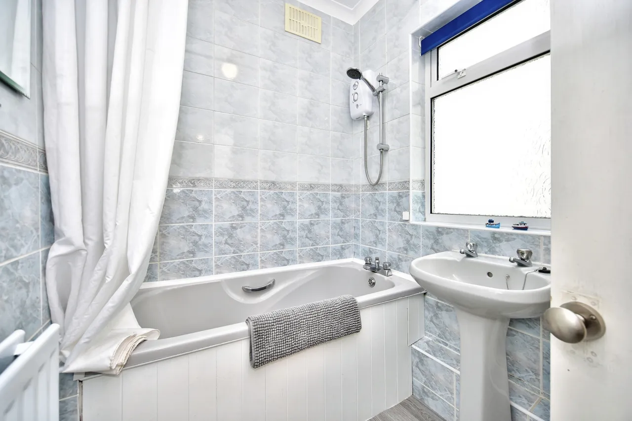 Cheriton Road, Gillingham, ME8, photo 10