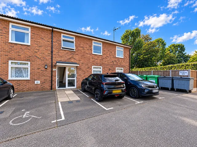 2 bed flat to rent, Shortridge Court, Witham, CM8