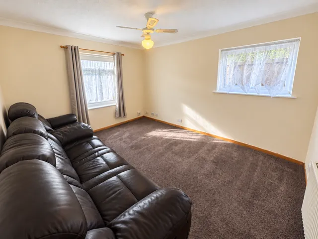 Shortridge Court, Witham, CM8, photo 5