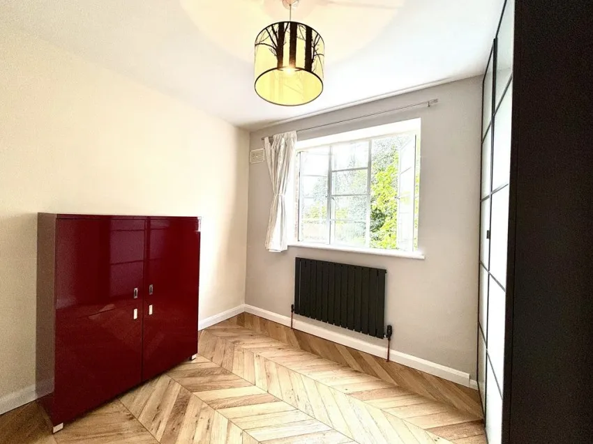 Dukes House, W4, photo 6