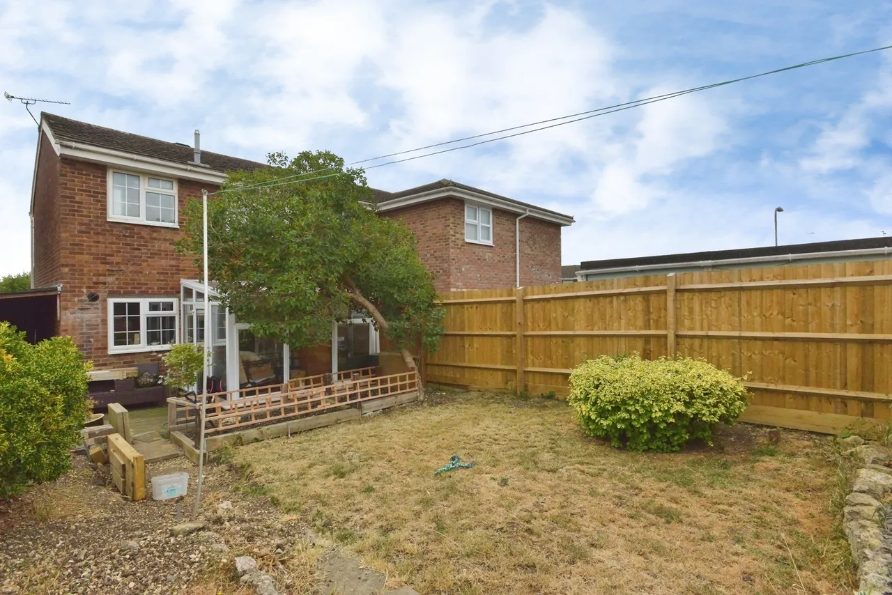 Glebe Road, Deanshanger, Milton Keynes, Northamptonshire, MK19, photo 12