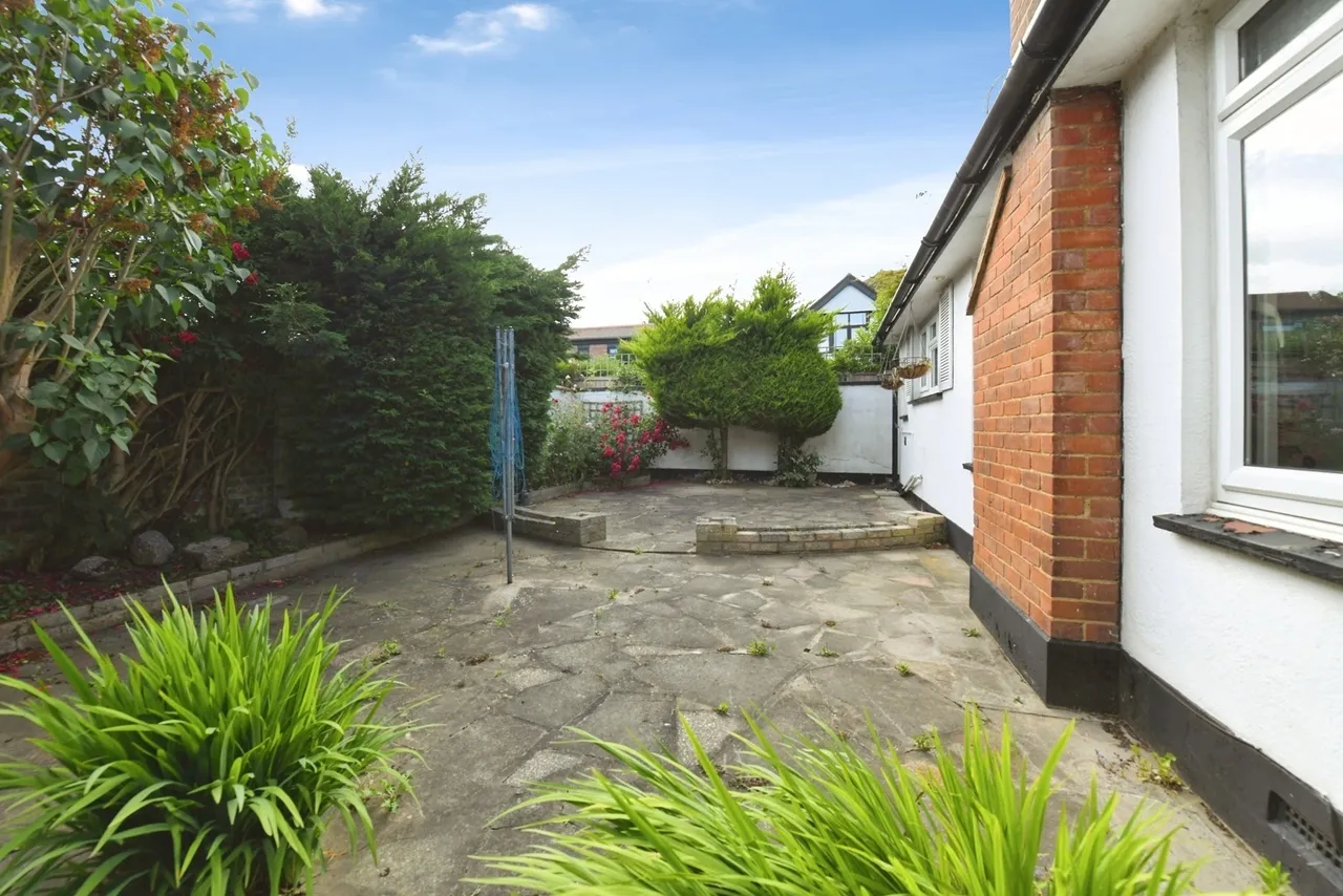 Station Road, Thorpe Bay, Essex, SS1, photo 13
