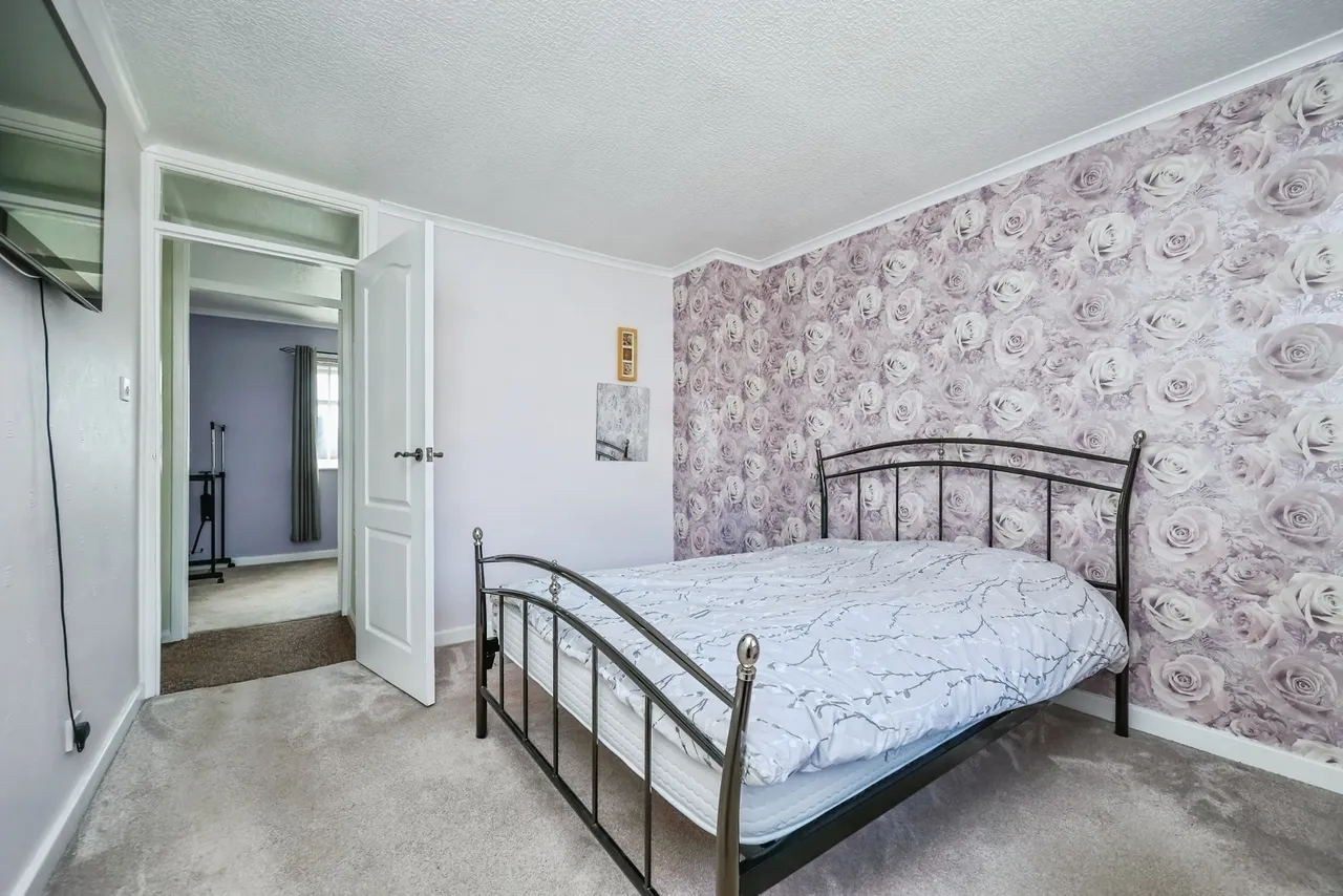 Southchurch Drive, Nottingham, Nottinghamshire, NG11, photo 9