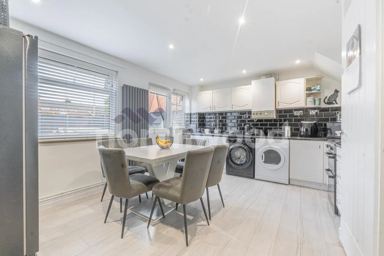 Colesborne Close, Worcester, WR4, photo 5