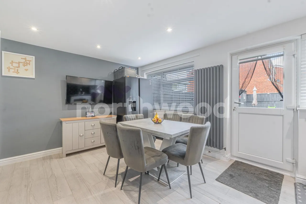 Colesborne Close, Worcester, WR4, photo 4