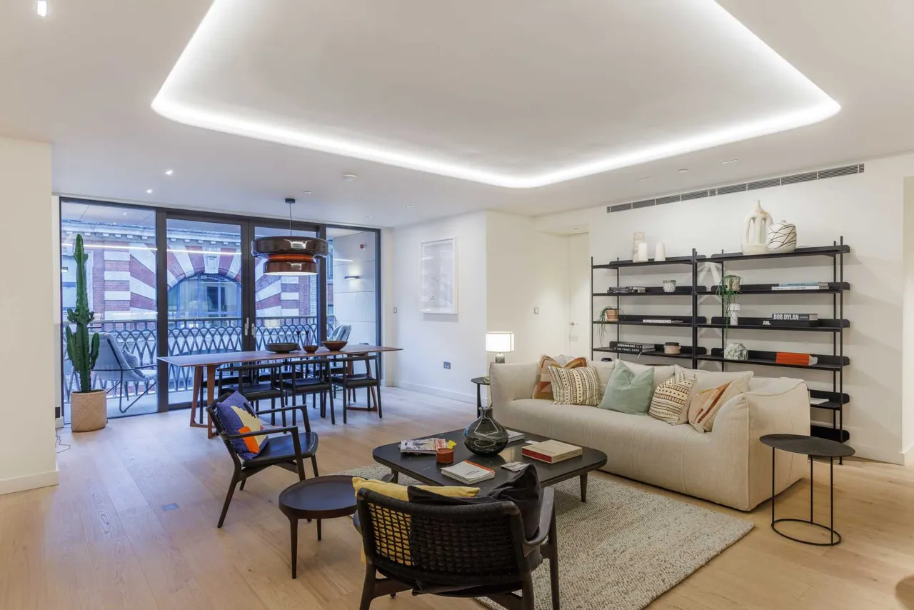 1 bed flat for sale, London, W1U