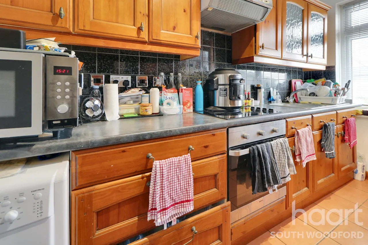 Hermon Hill, Wanstead, E18, photo 9