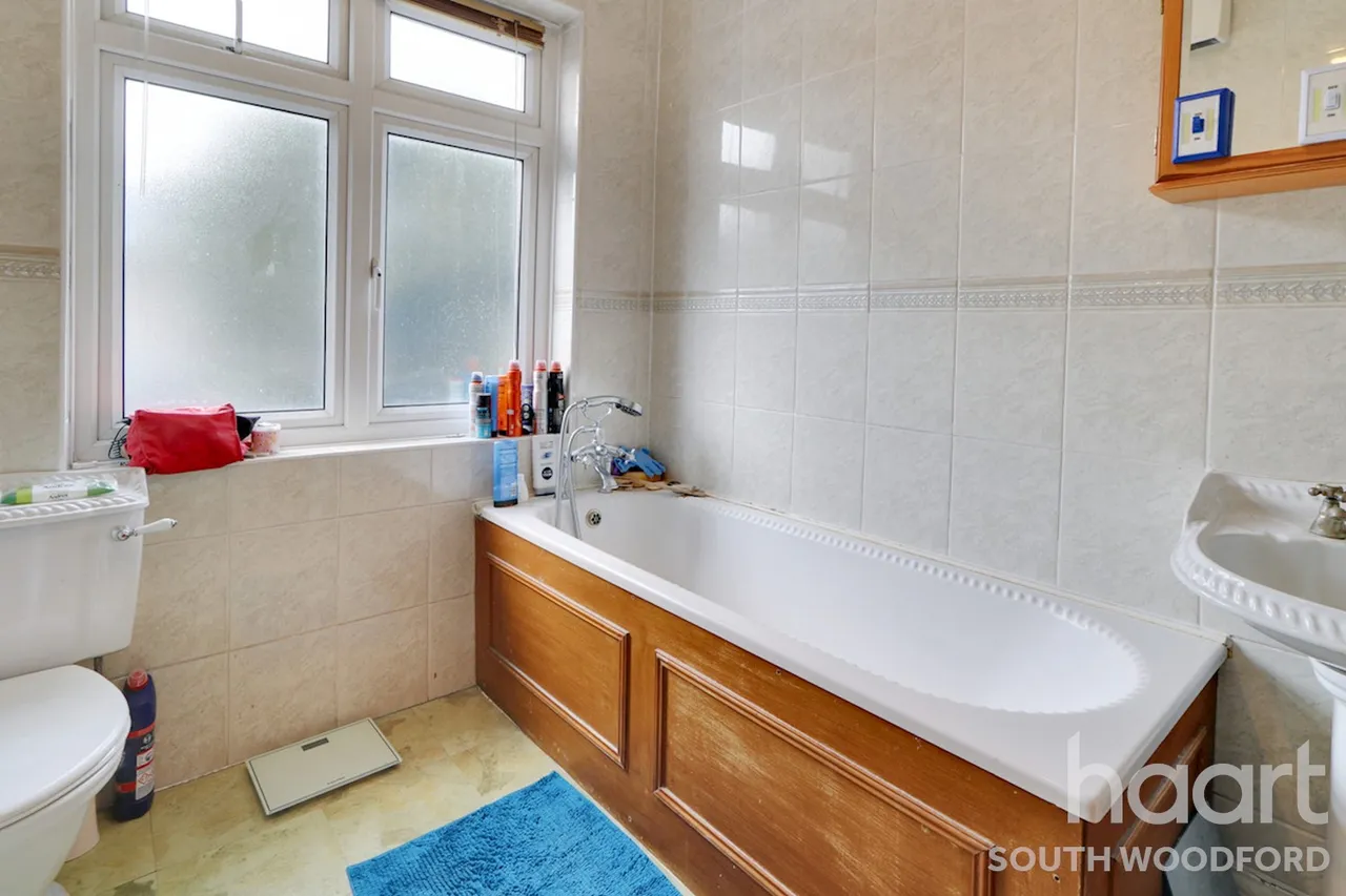 Hermon Hill, Wanstead, E18, photo 12