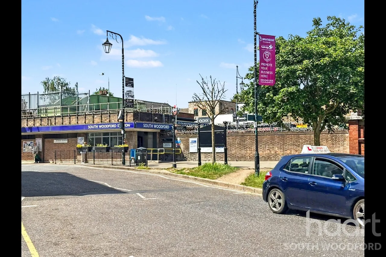 Hermon Hill, Wanstead, E18, photo 13