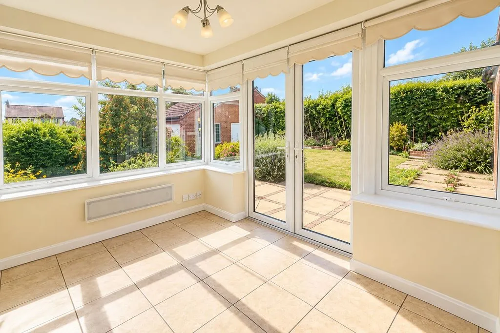 Covill Close, Great Gonerby, NG31, photo 6