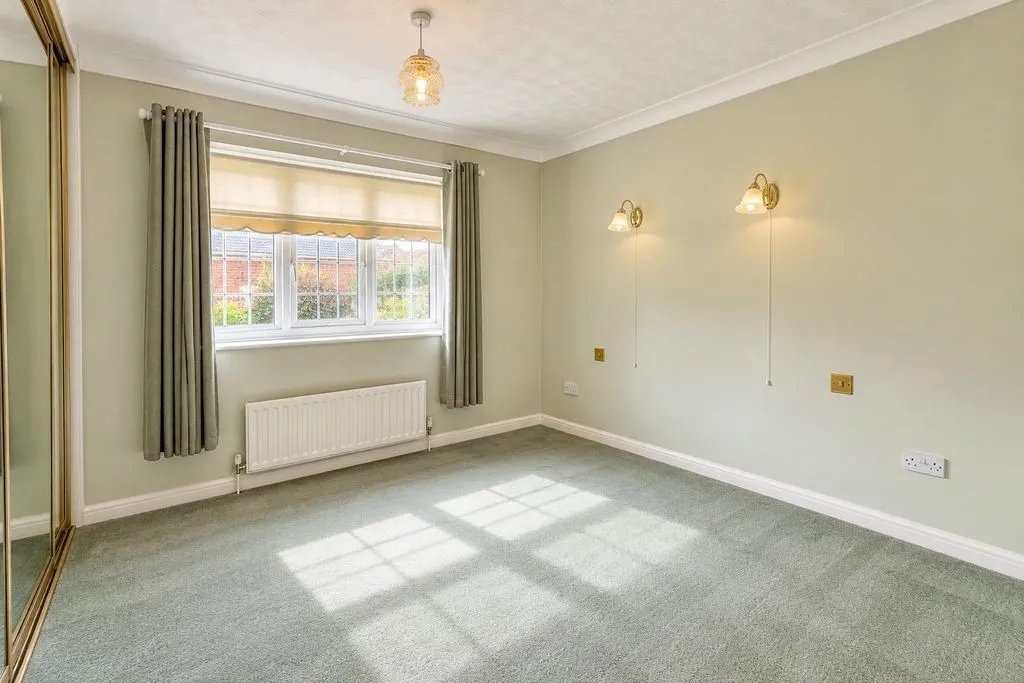 Covill Close, Great Gonerby, NG31, photo 8