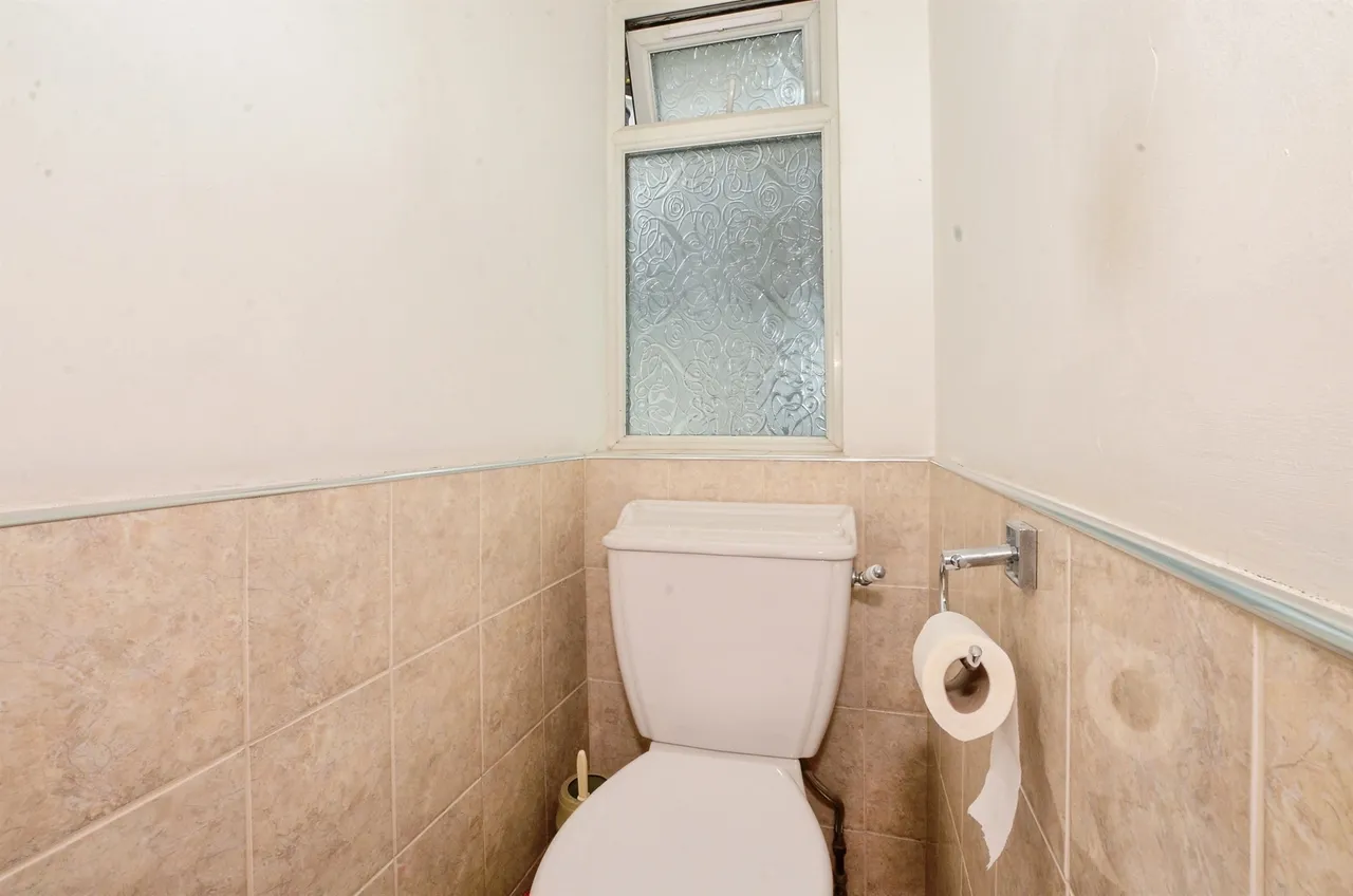 Kenton Lane, Harrow, photo 11