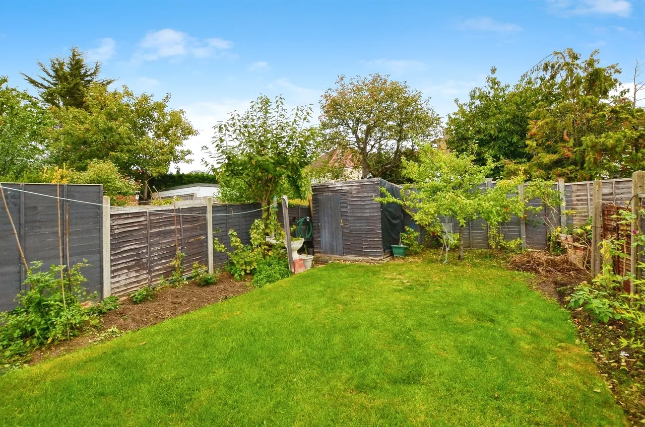 Kenton Lane, Harrow, photo 7
