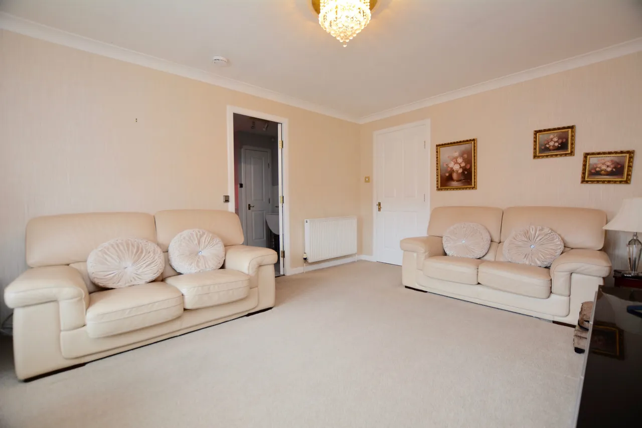 25 Milton Crescent, Troon, KA10 7LS, photo 4