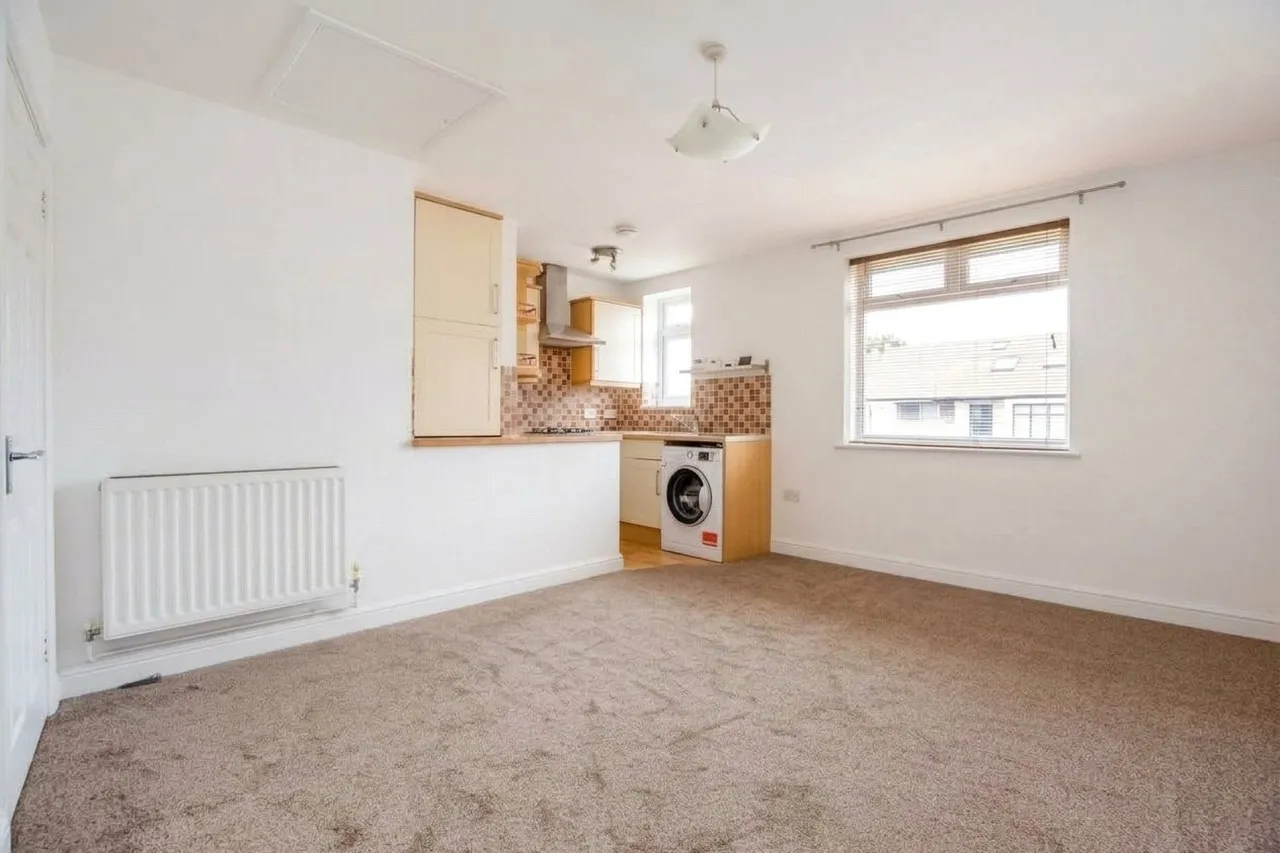 Muller Road, Horfield, BS7, photo 2