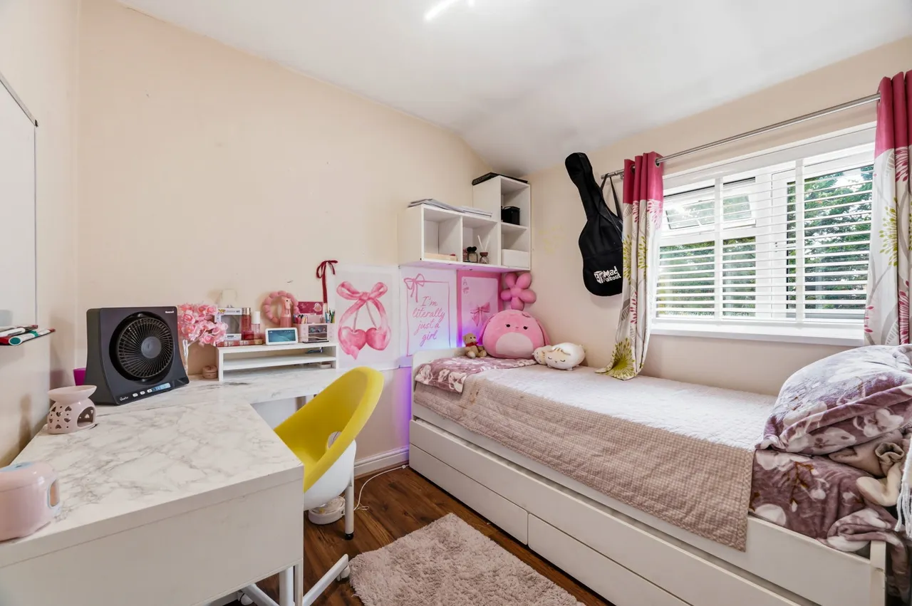 Ripley Close, Slough, SL3, photo 13