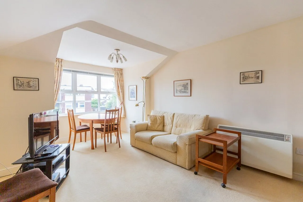 Henleaze Road, Bristol, BS9, photo 2