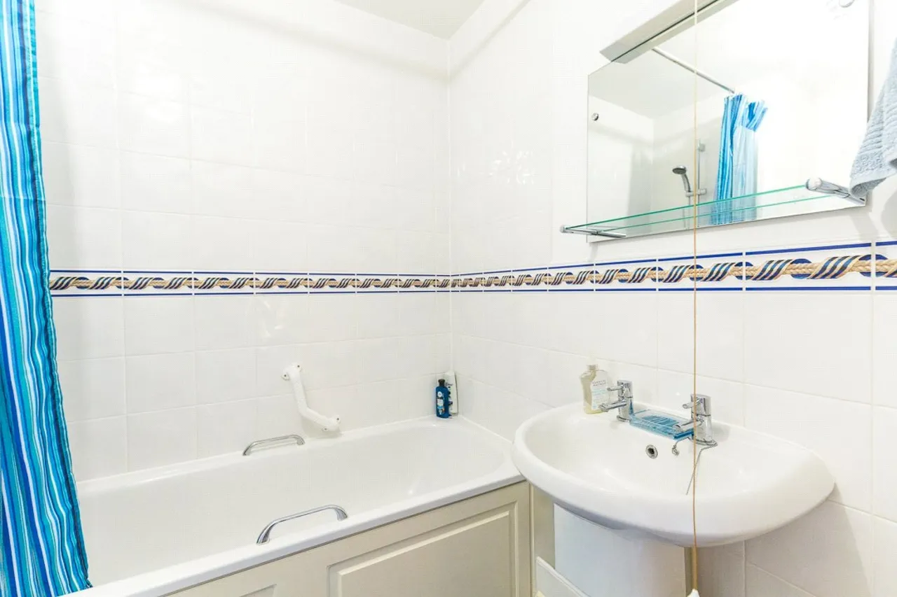 Henleaze Road, Bristol, BS9, photo 12
