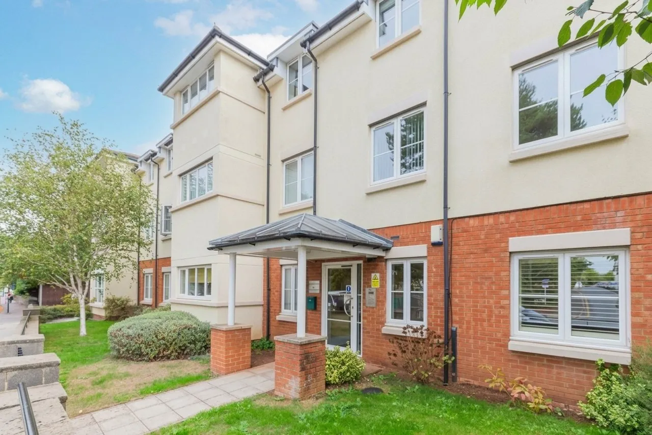 Henleaze Road, Bristol, BS9, photo 4