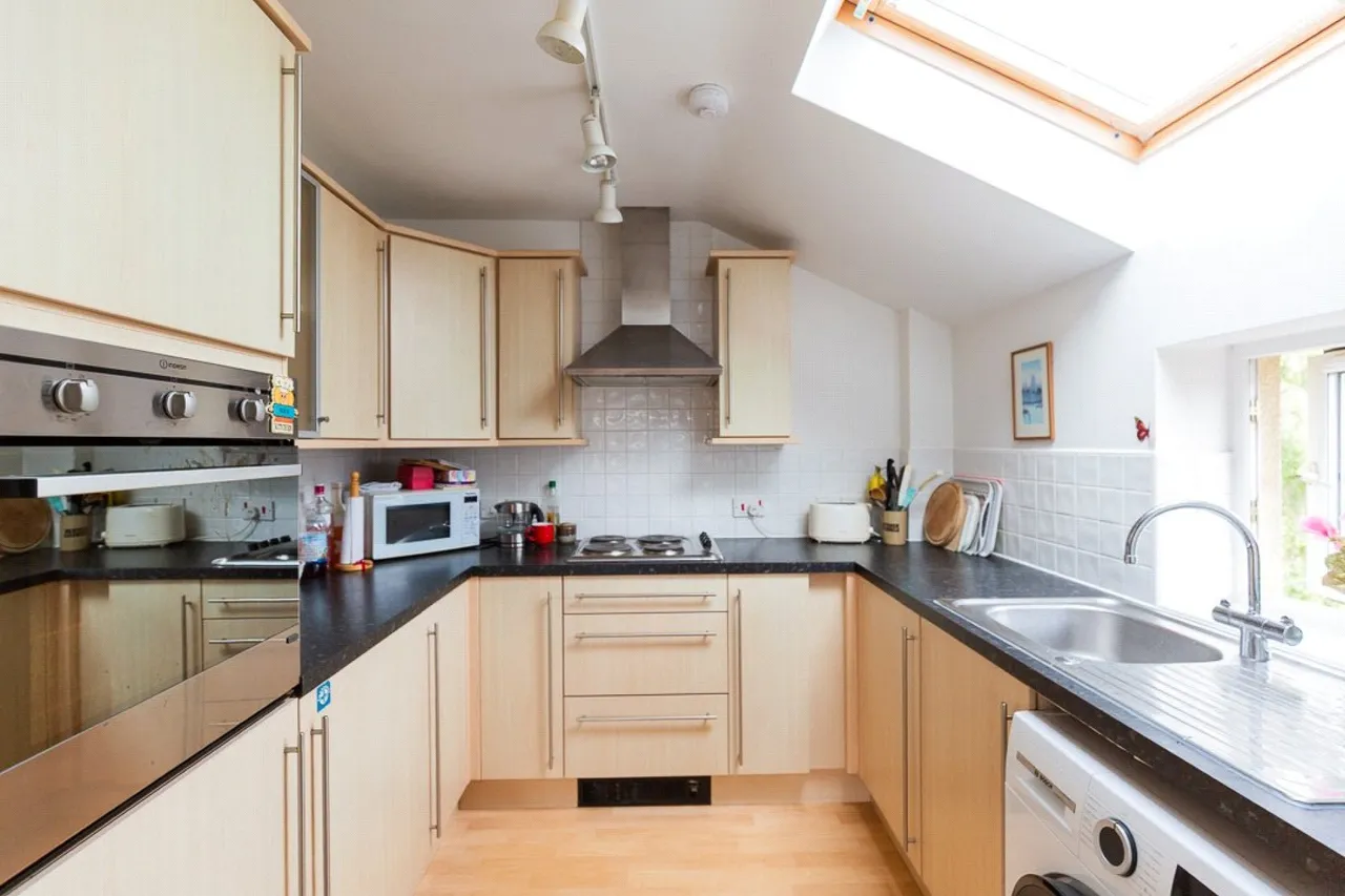 Henleaze Road, Bristol, BS9, photo 3