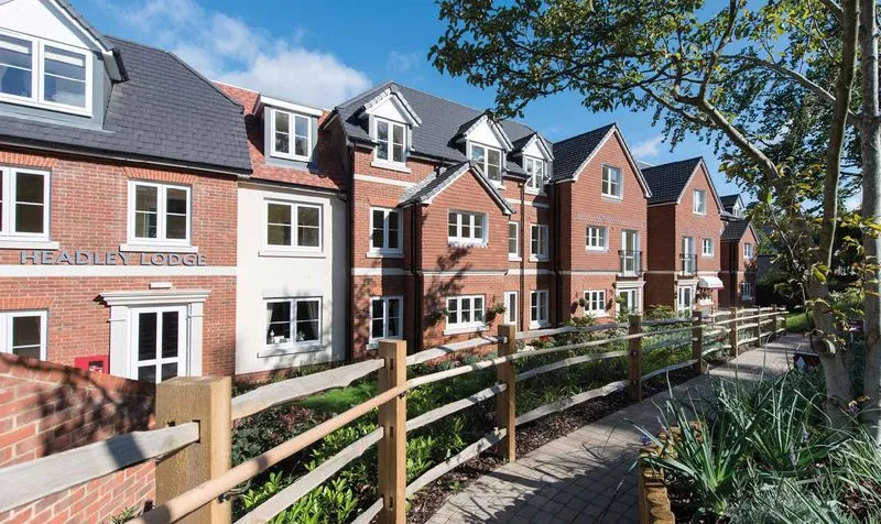 Leatherhead Road, Headley Lodge, KT21, photo 9
