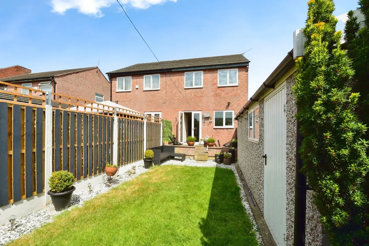 Farnley Avenue, Sheffield, South Yorkshire, S6, photo 5
