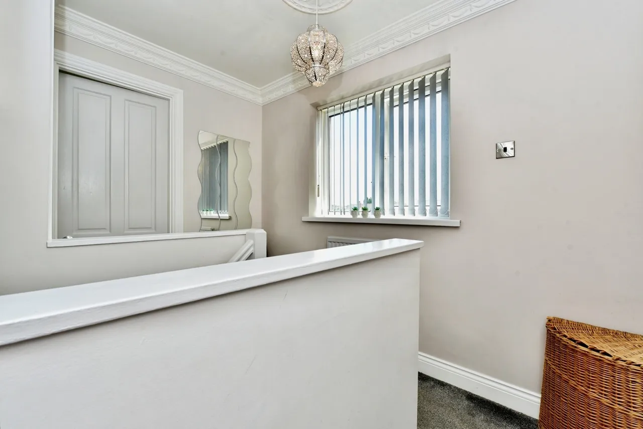 Farnley Avenue, Sheffield, South Yorkshire, S6, photo 13