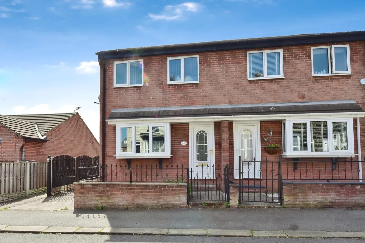 Farnley Avenue, Sheffield, South Yorkshire, S6, photo 16