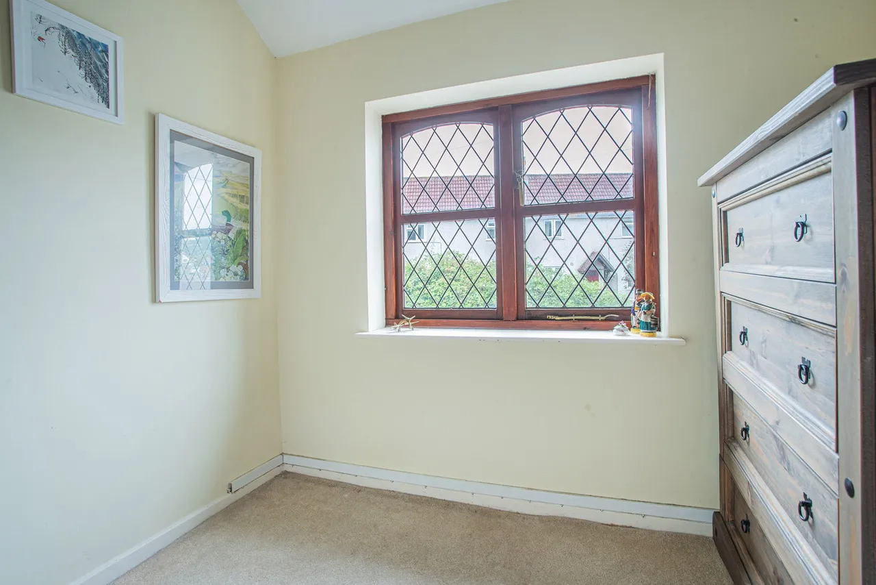 Synwell Lane, Wotton-under-Edge, photo 12