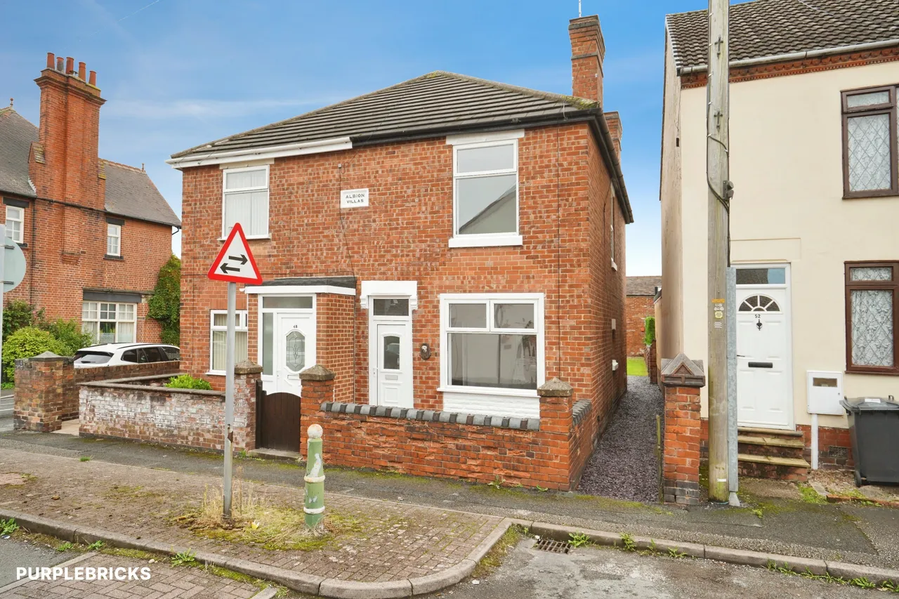 2 bed house for sale, Regent Street, Church Gresley, DE11