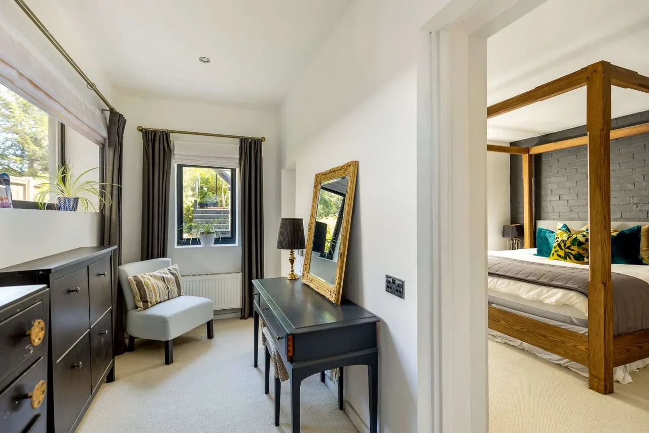 Main Road, Shurdington, GL51, photo 13