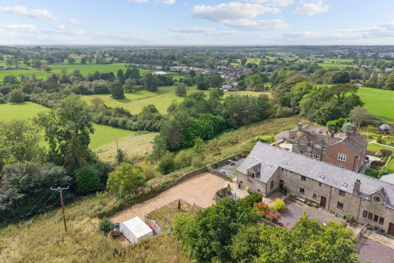 Ridge Hill, Sutton, photo 28