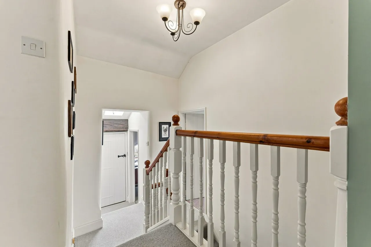 Ridge Hill, Sutton, photo 16