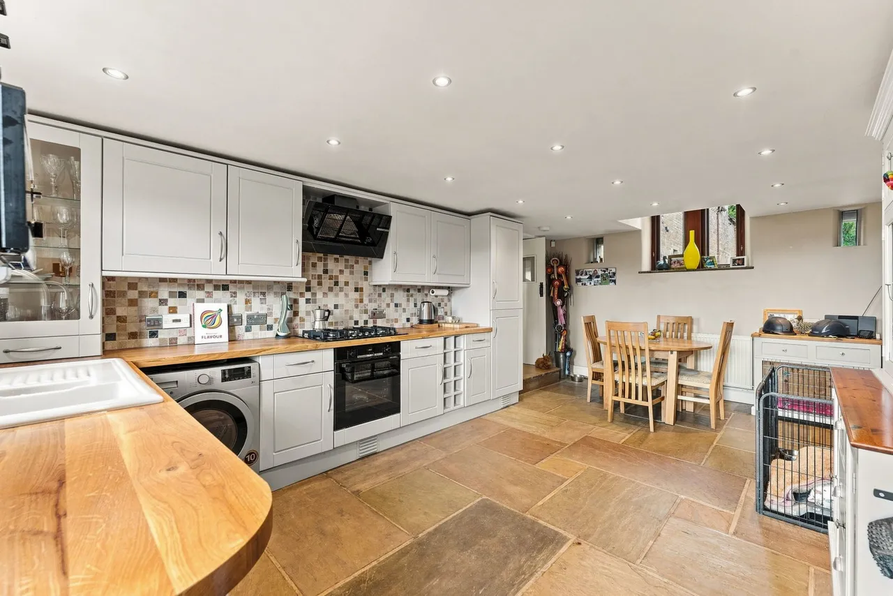 Ridge Hill, Sutton, photo 9