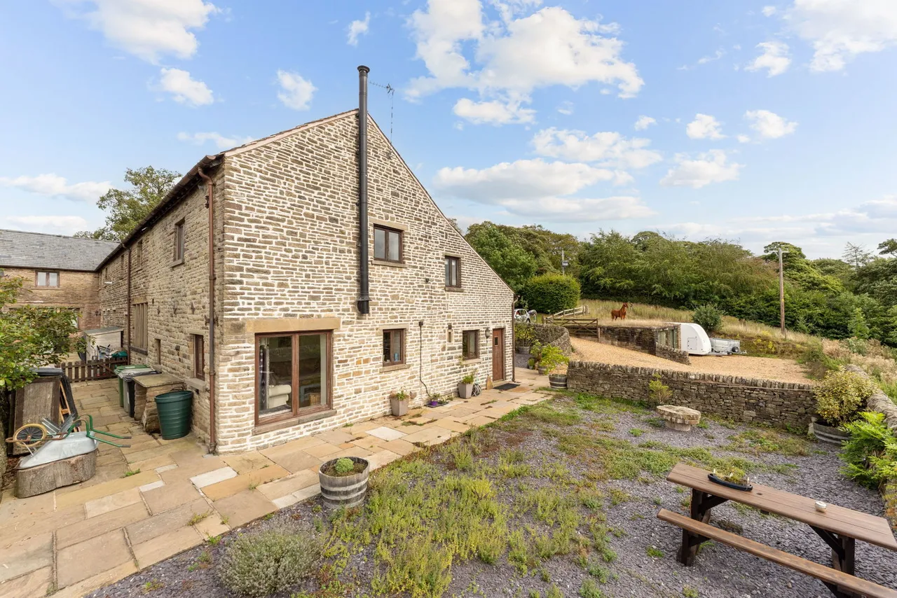 Ridge Hill, Sutton, photo 29