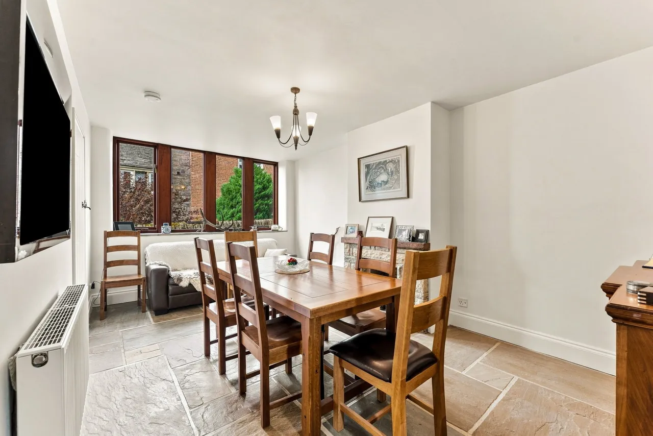 Ridge Hill, Sutton, photo 32