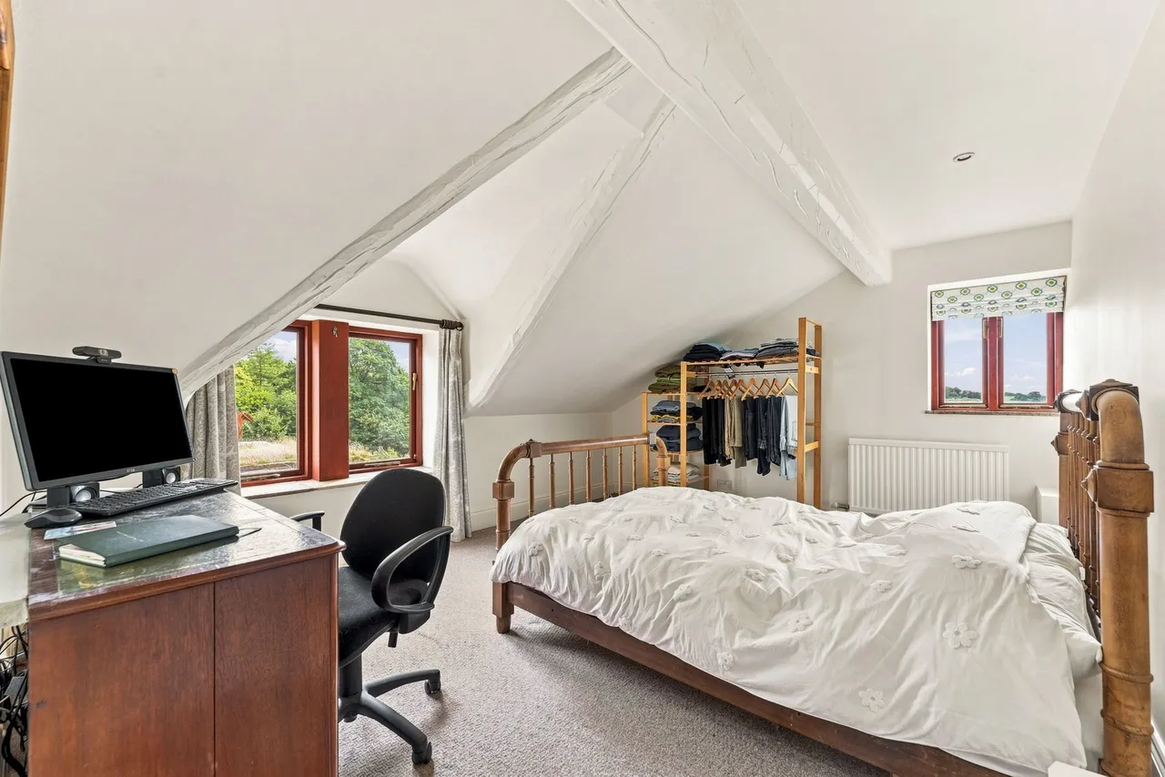 Ridge Hill, Sutton, photo 21