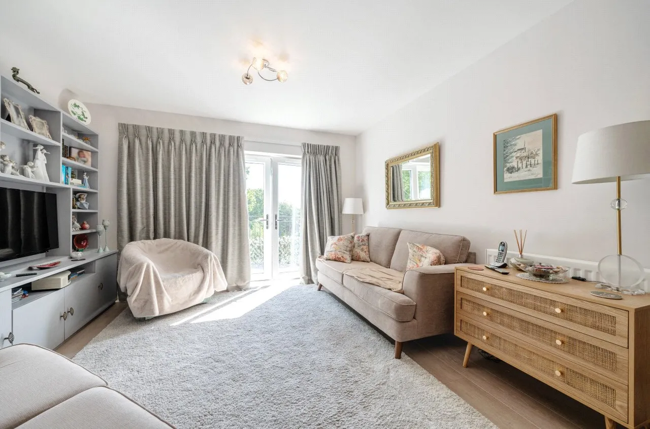 London Road, Binfield, Bracknell, Berkshire, RG42 4FH, photo 5