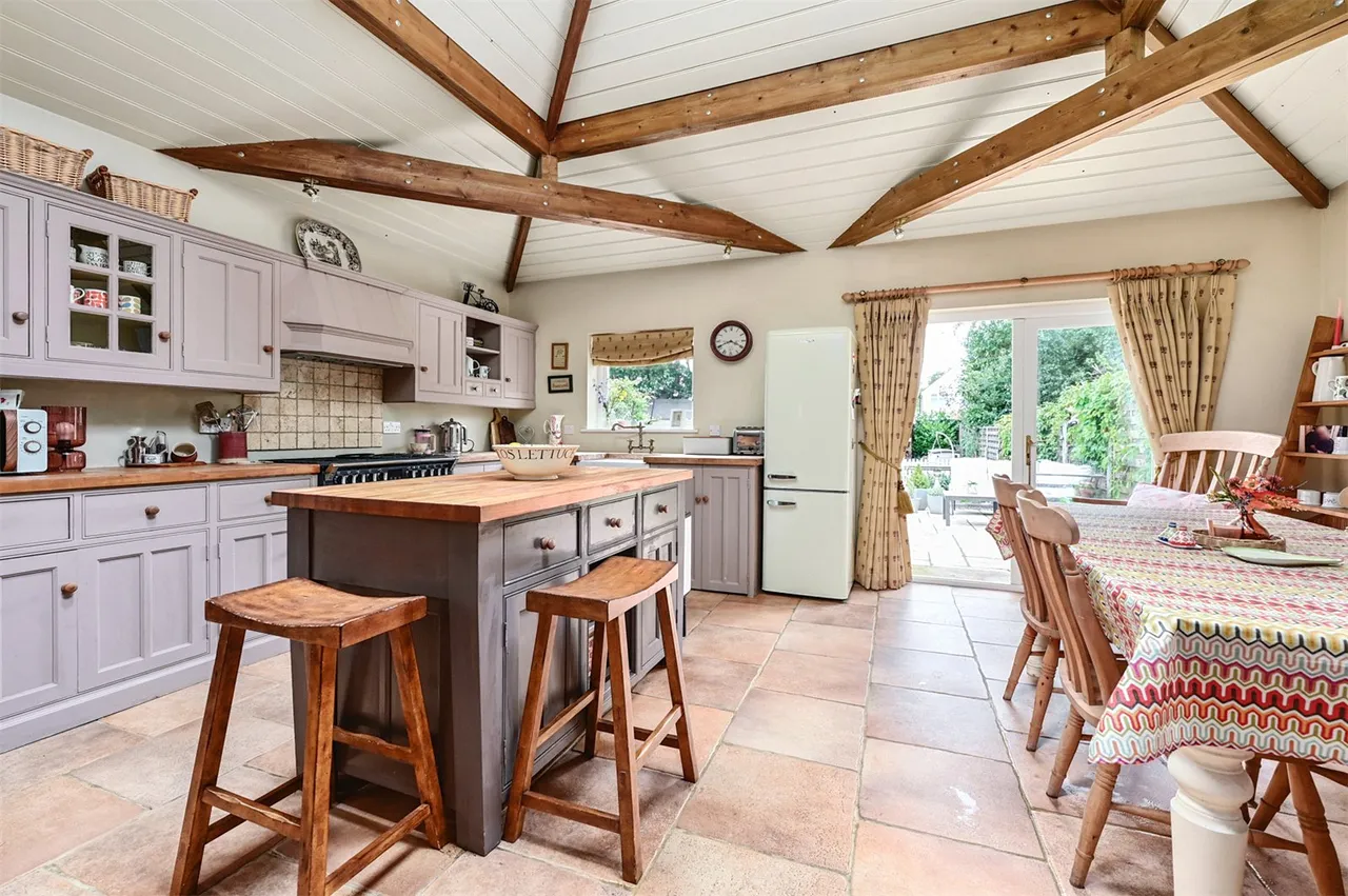 Fellows Road, Farnborough, Hampshire, GU14 6NX, photo 14