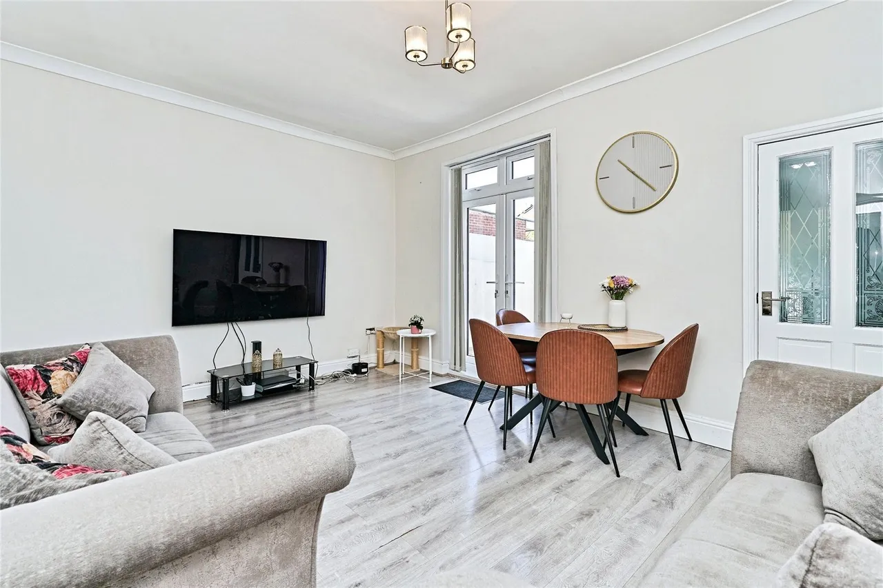 3 bed house for sale — Charlotte Street, Chuckery, West Midlands, WS1