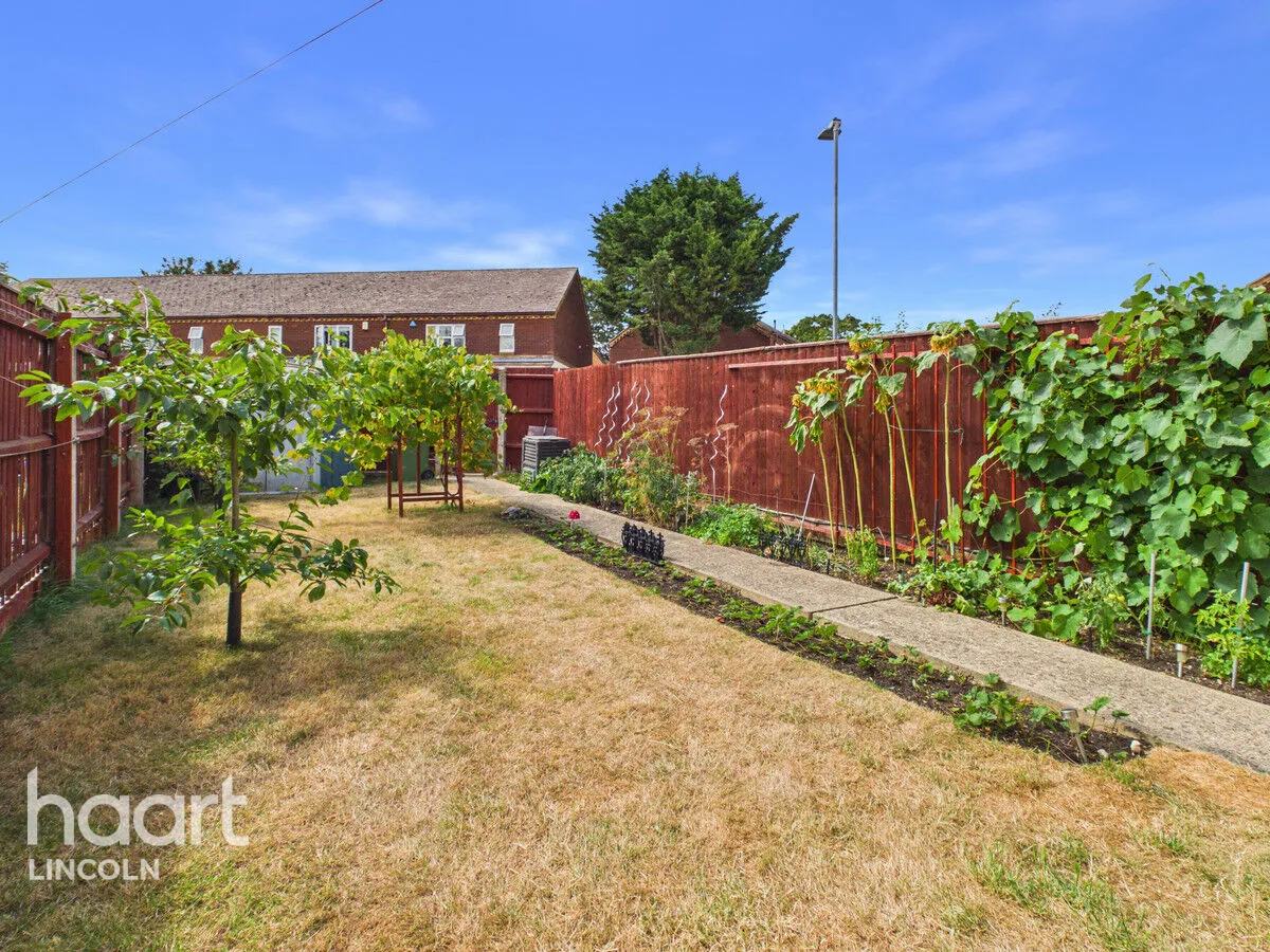 Robert Tressell Walk, Lincoln, LN2, photo 13