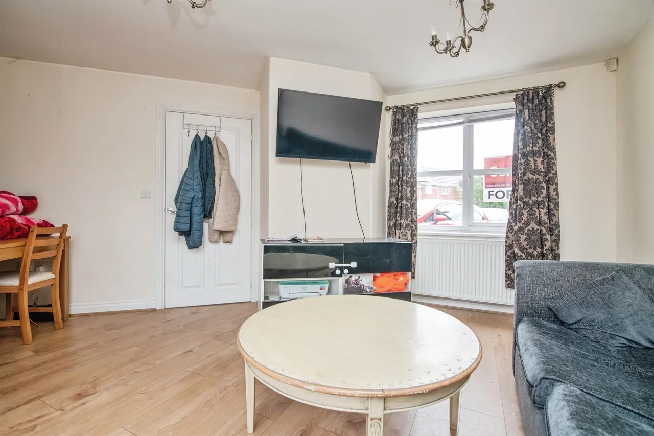 York Crescent, West Bromwich, B70, photo 3