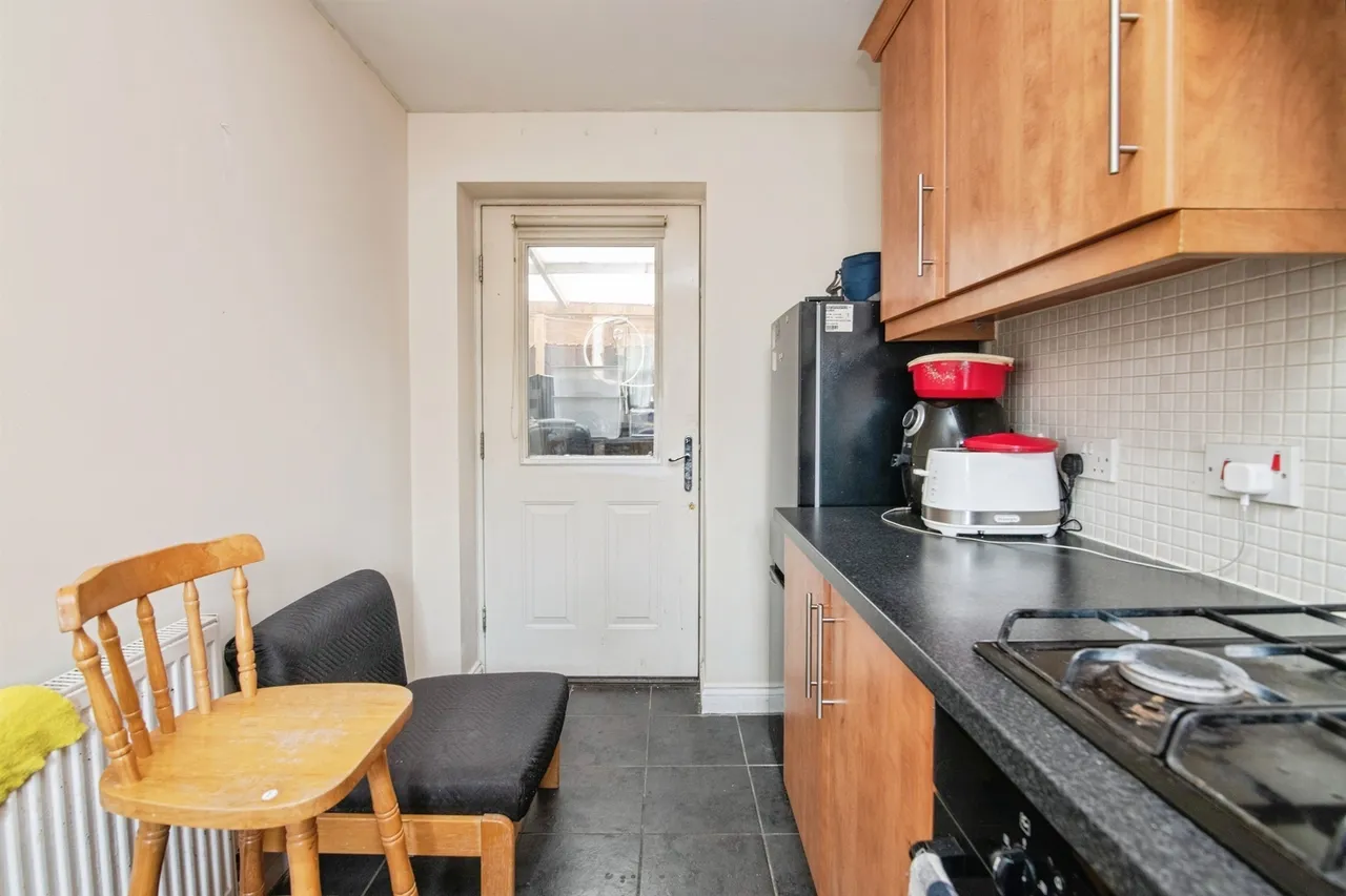 York Crescent, West Bromwich, B70, photo 5